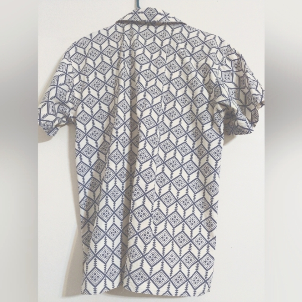 Large men's blue short sleeve button up down graphic geometric pattern print - Picture 2 of 5